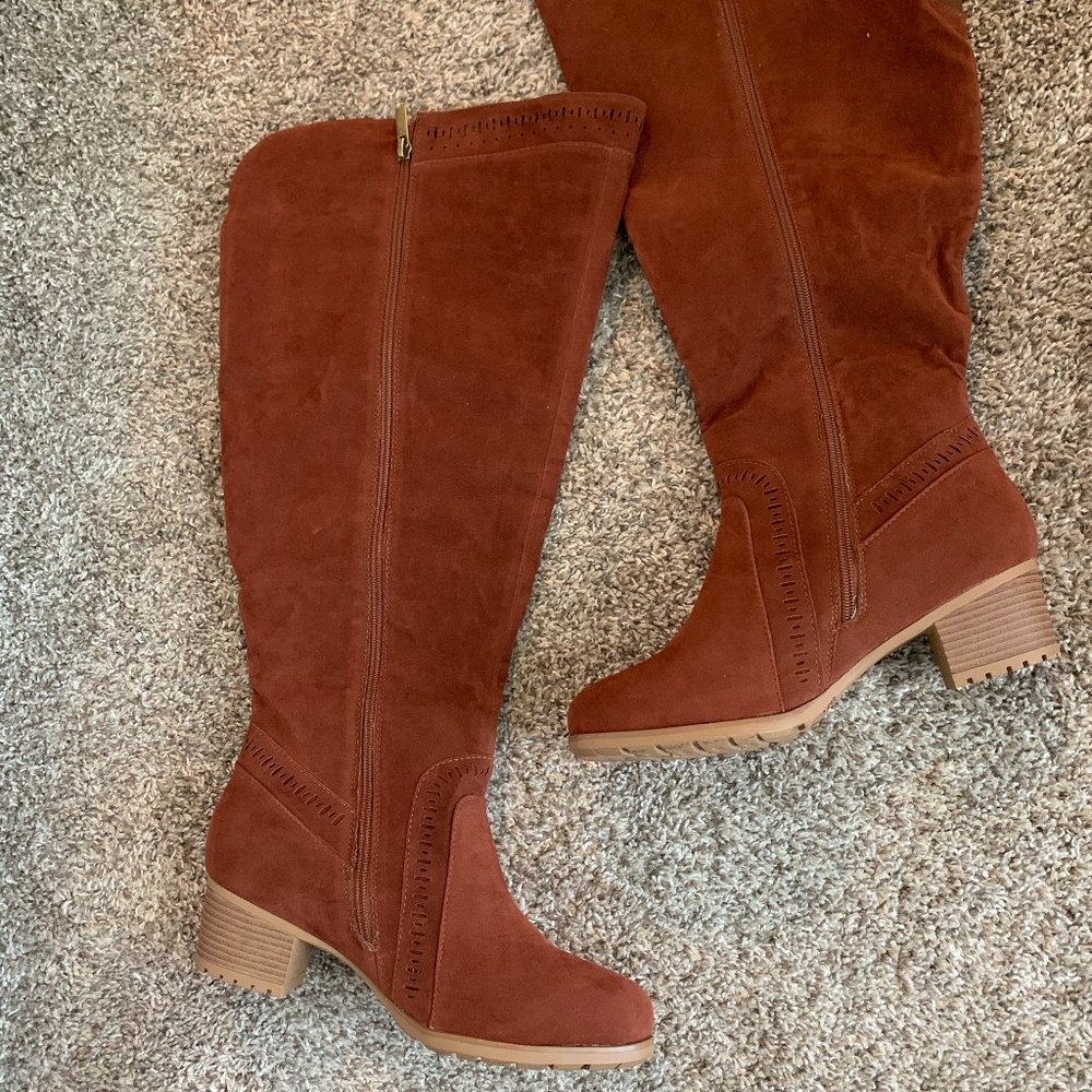 Girl boots